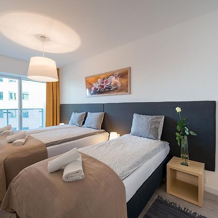Apartamenty Benthos Towarowa Poznań Esterno foto