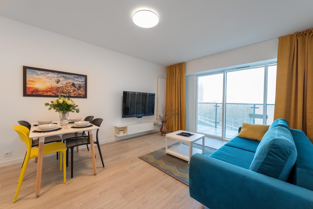 Apartamenty Benthos Towarowa Poznań Esterno foto