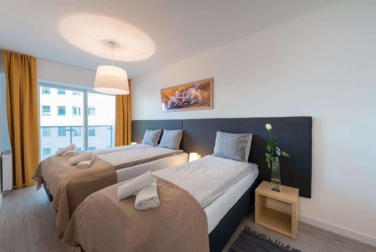 Apartamenty Benthos Towarowa Poznań Esterno foto