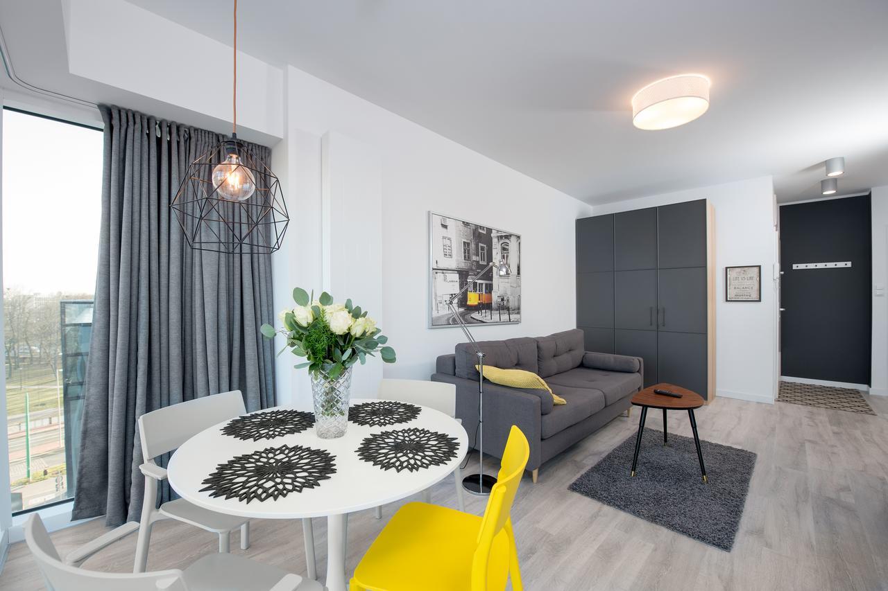 Apartamenty Benthos Towarowa Poznań Esterno foto