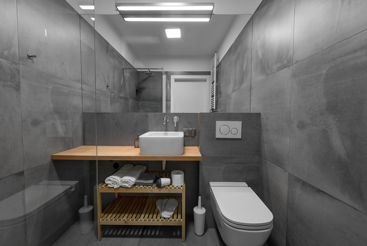 Apartamenty Benthos Towarowa Poznań Esterno foto